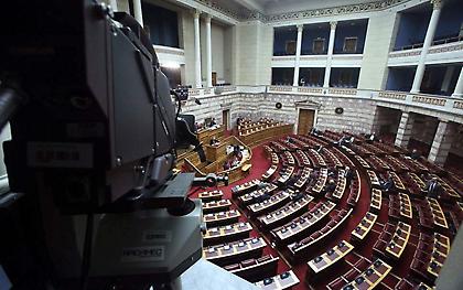 Υποχρεωτικός εμβολιασμός: Σήμερα η ψήφιση της τροπολογίας στη Βουλή