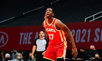 Σοκ στους Χοκς: Εκτός για έξι μήνες ο Οκόνγκου