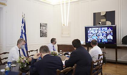 Μητσοτάκης: Αυξάνεται ο κατώτατος μισθός κατά 2%