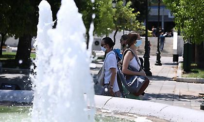 Καύσωνας: Ανοίγει κλιματιζόμενες αίθουσες ο δήμος Αθηναίων