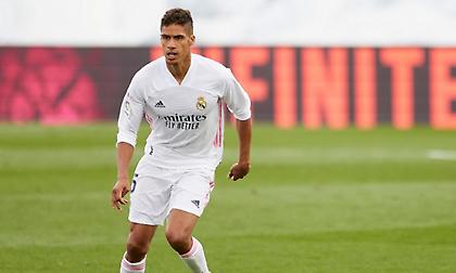 Έκλεισε η μεταγραφή του Βαράν στην Μάντσεστερ Γιουνάιτεντ