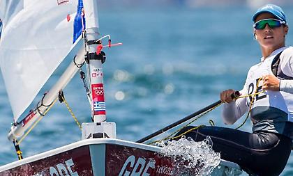 Κακή μέρα για Καραχάλιου, υποχώρησε έβδομη