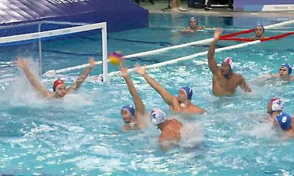 H «σωτήρια» επέμβαση του Ζερδεβά που έσωσε τον βαθμό για την Ελλάδα