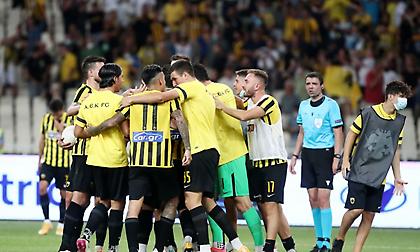 Βγήκε μπροστά ο Μάνταλος και έστειλε το ματς στην παράταση!