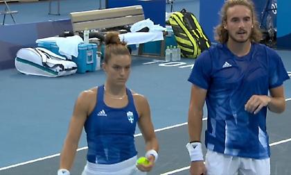 Αποκλεισμός για Τσιτσιπά και Σάκκαρη στα προημιτελικά του διπλού