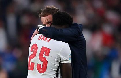 Η Πόρτσμουθ κατά του ρατσισμού, έδιωξε τρεις ποδοσφαιριστές των ακαδημιών της