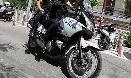 Δάφνη: Σε διαθεσιμότητα αστυνομικοί που αδιαφόρησαν για ξυλοδαρμό της γυναίκας που δολοφονήθηκε