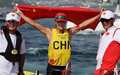 Ιστιοπλοΐα (RS:X Γυναικών): Χρυσό μετάλλιο η Κινέζα Γιουνξιού Λου