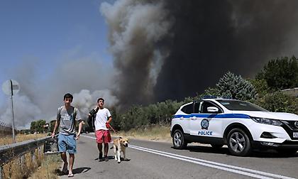 ΕΛ.ΑΣ.: Απομακρύνθηκαν σώοι οι περισσότεροι εγκλωβισμένοι