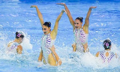Τρία νέα κρούσματα στην ελληνική καλλιτεχνική κολύμβηση – Χάνει τη συμμετοχή στο ομαδικό