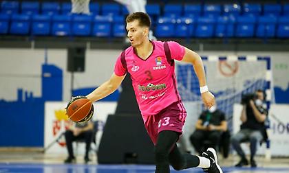 Στο Summer League με τους Σίξερς ο Πετρούσεφ