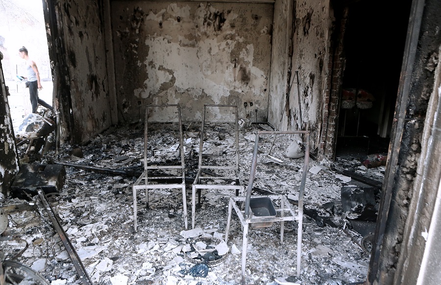Βαρυμπόμπη, η επόμενη μέρα: Εικόνες απόλυτης καταστροφής