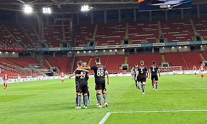 Καθάρισε στο 2ο ημίχρονο στη Ρωσία και «πετάει» για Playoffs η Μπενφίκα!