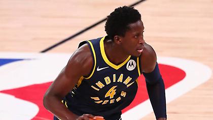 Μιλούν με Ολαντίπο οι Μπακς