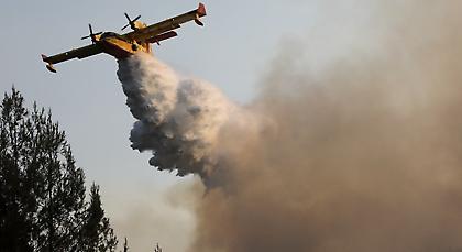Δύο οι αναζωπυρώσεις στους πρόποδες της Πάρνηθας - Προς τα βασιλικά κτήματα το 2ο μέτωπο!