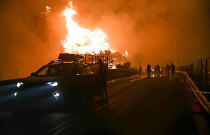 Θλιβερές εικόνες από το πύρινο μέτωπο στην Βόρεια Αττική!