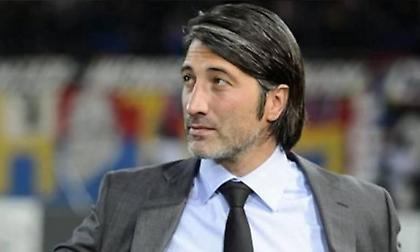 Αναλαμβάνει την Ελβετία και κάνει ντεμπούτο με Ελλάδα ο Γιακίν