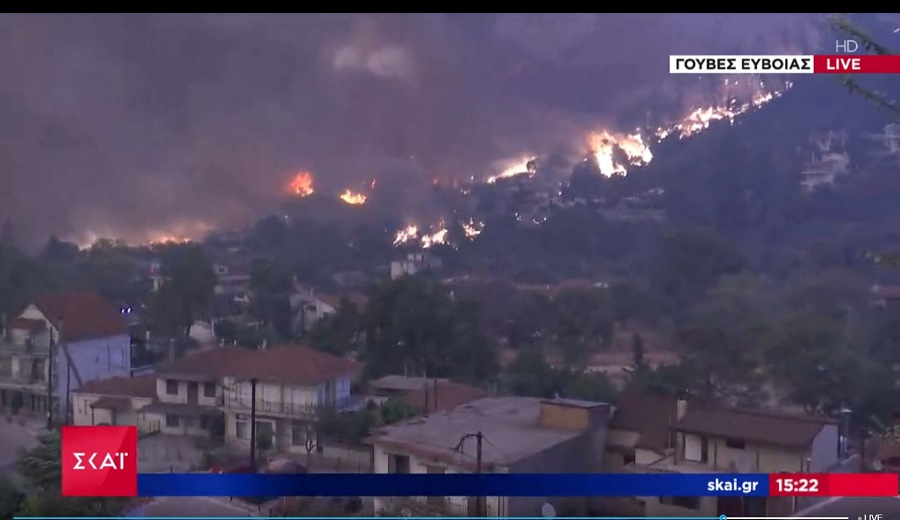 Εικόνες καταστροφής στην Εύβοια