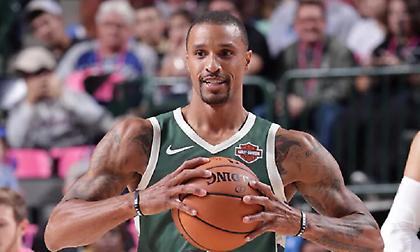 Μπακς: Επίσημες οι μεταγραφές Χιλ, Άλεν, Χουντ και Ογελέγε