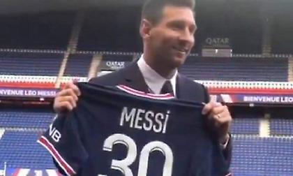 Οι πρώτες εικόνες του Μέσι με φανέλα της Παρί: Θα φοράει το νούμερο  30!