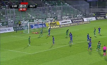 Λουντογκόρετς-Ολυμπιακός: Το εκπληκτικό τάκλιν του Μπα