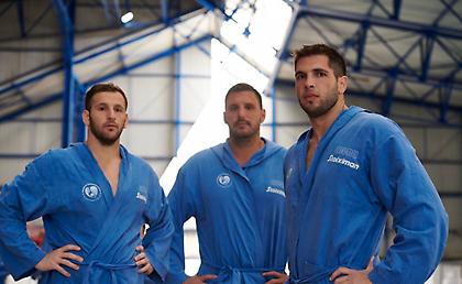 Stoiximan:Αναγνωρίζοντας την αξιέπαινη πρωτοβουλία των παικτών της Εθνικής αυξάνει κατά 100Κ το πριμ