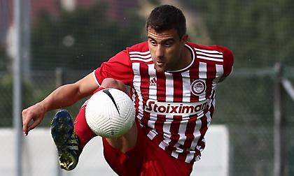 Παπασταθόπουλος: «Δύσκολη νύχτα, αλλά είμαστε Ολυμπιακός, μπορούμε να γυρίσουμε το κλίμα»