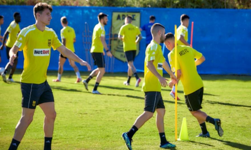 Ξανά εκτός Κουέστα, Μήτρογλου στον Άρη