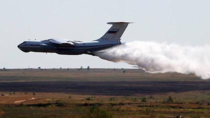 Δέος: Ο τιτάνας των αιθέρων Ilyushin Il-76 στη μάχη με τις φλόγες στην Αρκαδία!