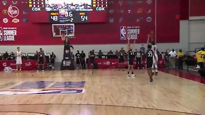 Τρομερό  buzzer beater ΛιΆντζελο Μπολ από το κέντρο στα 0,6’’!