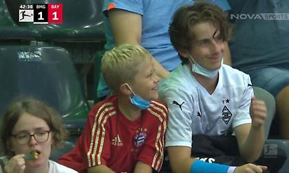 Η επική αντίδραση δύο αντίπαλων πιτσιρικάδων στο γκολ του Λεβαντόφσκι