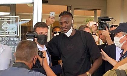 Στην Ιταλία για να υπογράψει στη Ρόμα ο Έιμπραχαμ