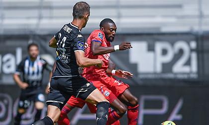 «Σφαλιάρα» της Ανζέ στη Λιόν!