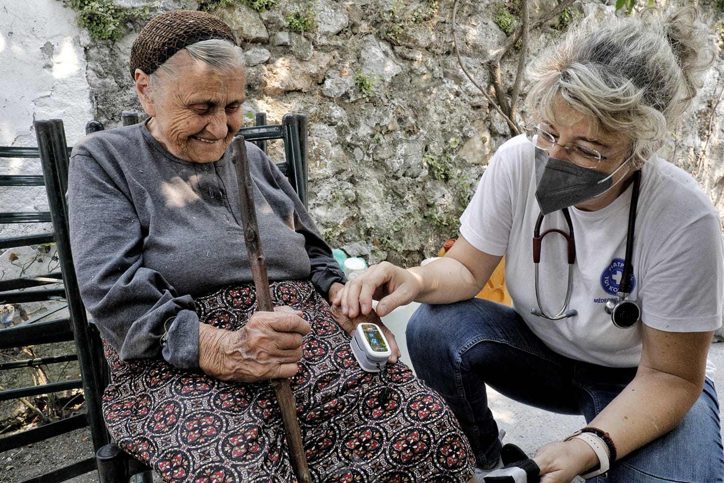 Με τα μάτια των Γιατρών του Κόσμου στα μέτωπα της φωτιάς