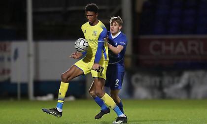 Θέλει επιθετικό από την πέμπτη κατηγορία και ύψους 2.06μ. στη Μάντσεστερ Σίτι ο Γκουαρδιόλα