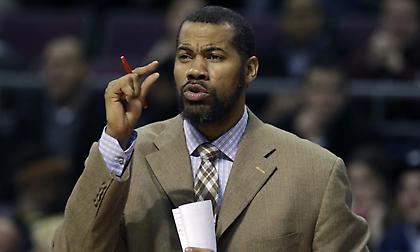 Βοηθός του Χάρνταγουεϊ ο Ρασίντ Γουάλας!