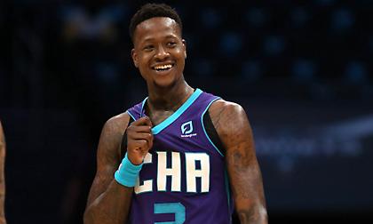 Νέο συμβόλαιο με τους Χόρνετς ο Ροζίερ