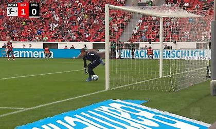 Το αυτογκόλ της χρονιάς από τον Γιαν Ζόμερ!