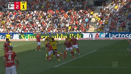 Μείωσε με αυτογκόλ του Κάιτελ η Ντόρτμουντ