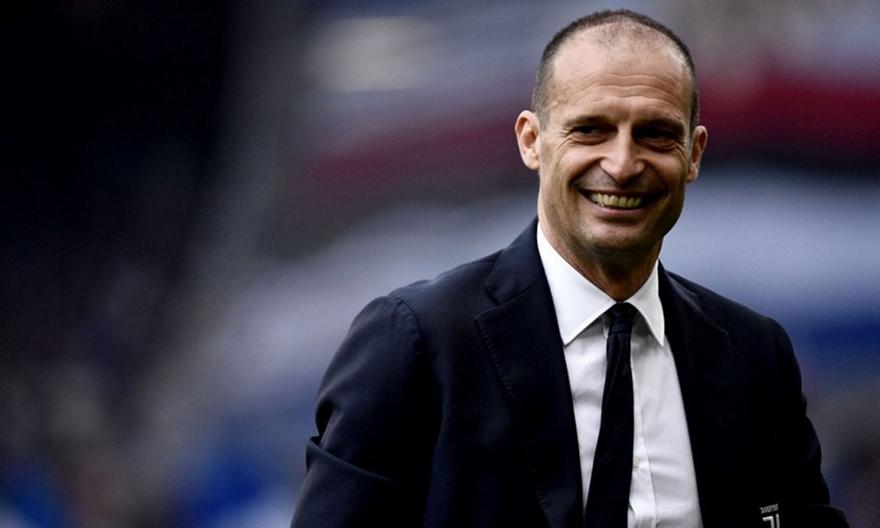 Αλέγκρι: «Μου είπε ότι μένει ο Κριστιάνο»