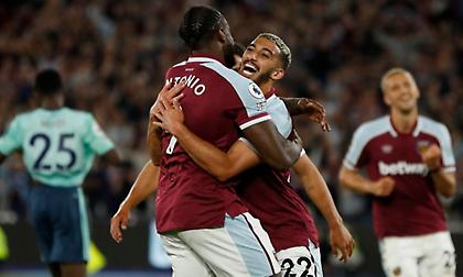 «Πάτησε» τη Λέστερ η Γουέστ Χαμ, έγραψε ιστορία ο Αντόνιο