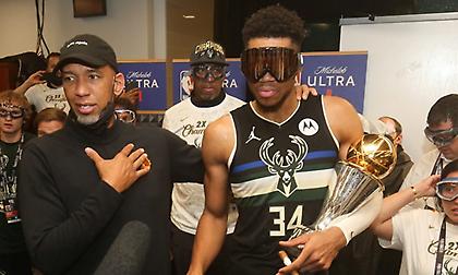 Μόντι Γουίλιαμς: «Μεγάλος σεβασμός για Γιάννη, εκείνος με πήγε στα αποδυτήρια των Μπακς»