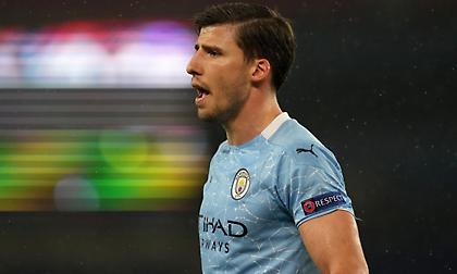 Καλύτερος αμυντικός του Champions League ο Ντίας