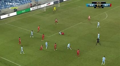 Απευθείας κόκκινη στον Ντε Μάρκο ύστερα από «εγκληματικό» μαρκάρισμα στον Καμαρά