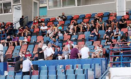 Τα χρέη απομακρύνουν τον Τσακουμάκο από τον Πανιώνιο