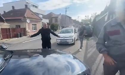 Απίστευτο: Απέλυσαν τον προπονητή της Κλουζ και δεν τον άφηναν να μπει στο γήπεδο!