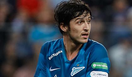 «Χτυπάει» Αζμούν η Λιόν!