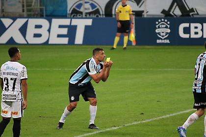 Βραζιλία: Παίκτης άρπαξε την κίτρινη από τον διαιτητή