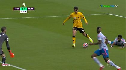 H απίθανη προβολή του Μπισάκα που έσωσε τη Γιουνάιτεντ!