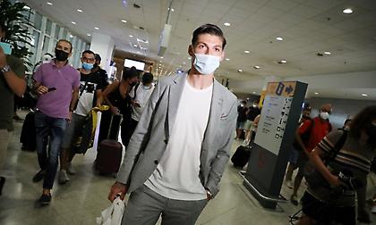 Τσούμπερ: «Να κερδίσω κάτι πολύ μεγάλο με την ΑΕΚ»